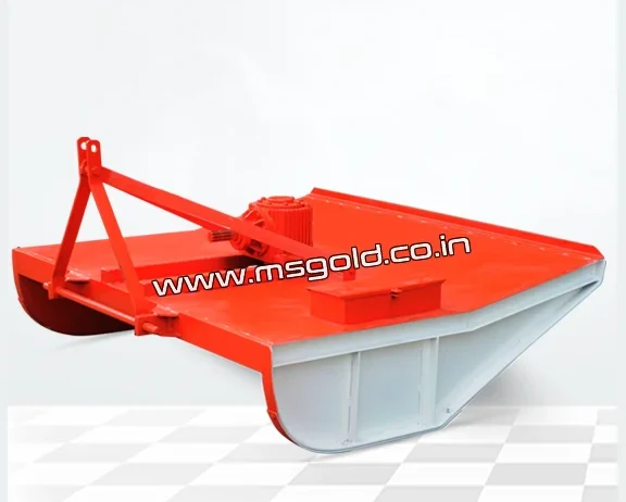 Efficient machine for chopping crop residue and post-harvest waste.